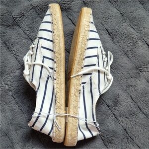 Old Navy Navy & White Striped Lace Up Espadrilles, Size 8, New W Tags